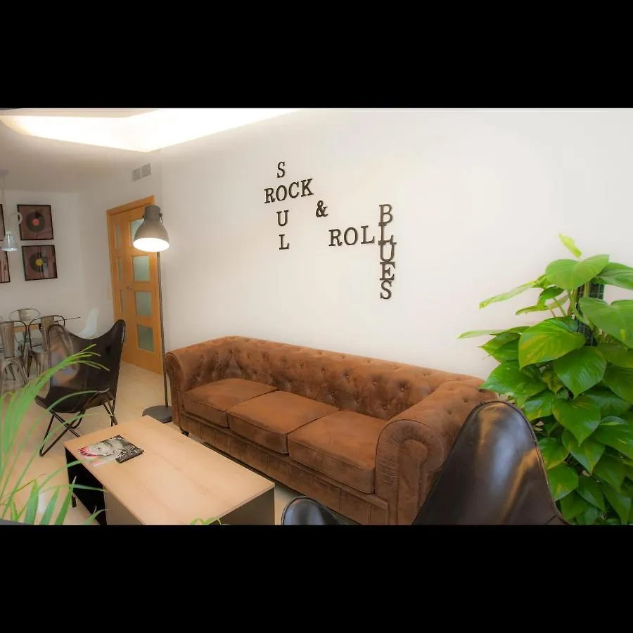 Apartment Rock & Roll Apartament -Aire Acondicionado En Todas Las Habitaciones Y Salon- Deltebre Spain